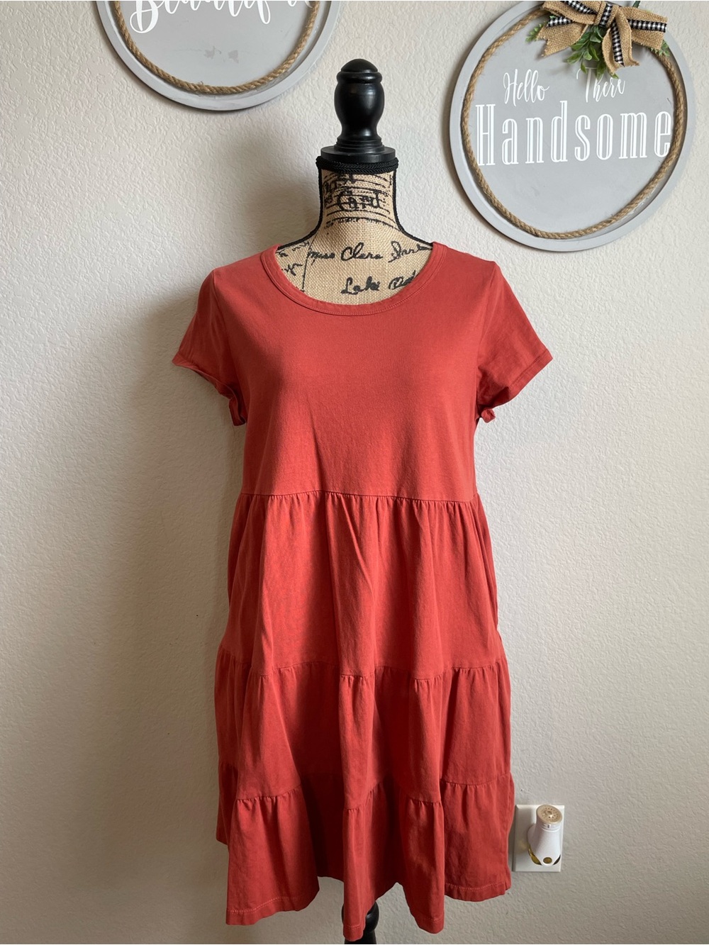 Time and Tru Coral Tiered Short-Sleeve Midi Dress